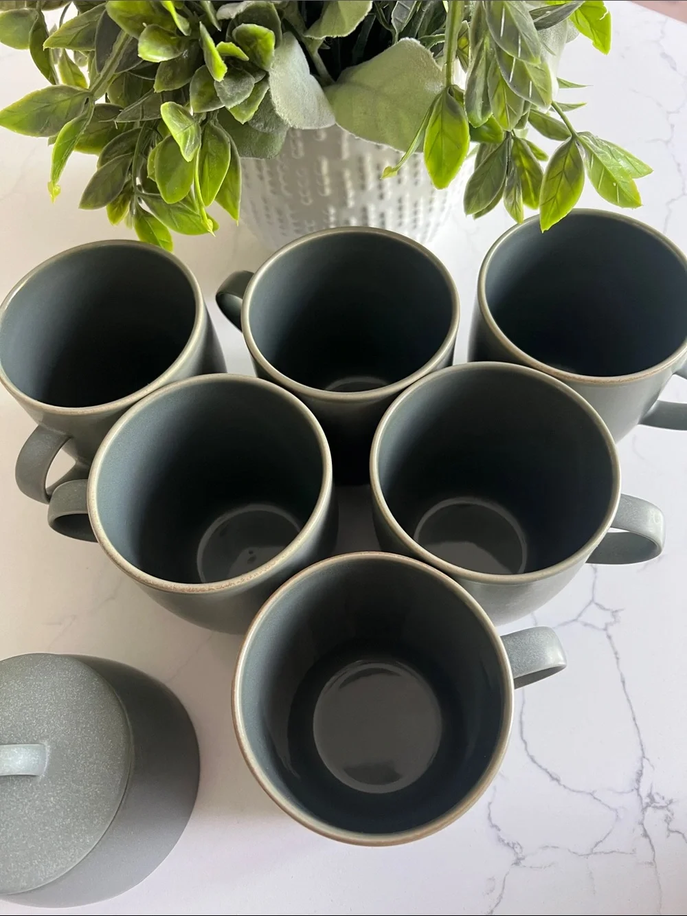 Crate&Barrel Matte Green Ceramic Tea Mugs with Sugar and Creamer